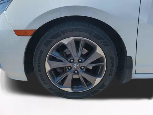 Used 2022 Honda Odyssey Elite image 11