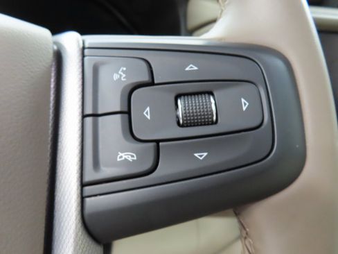 Used 2024 GMC Yukon XL Denali image 59