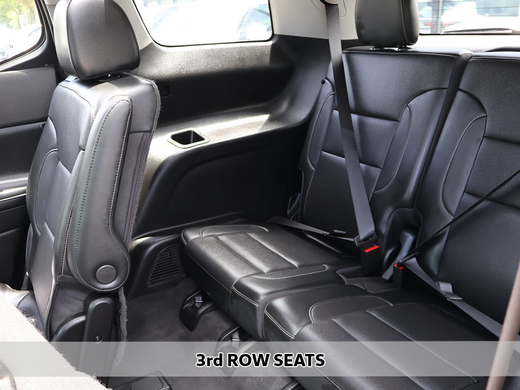 Used 2020 GMC Acadia SLT w/ Driver Alert Package II FWD image 17