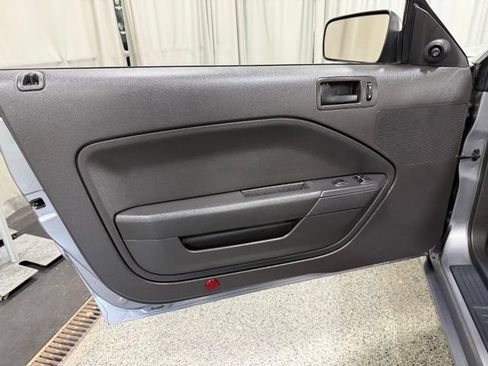 Used 2007 Ford Mustang GT RWD image 19