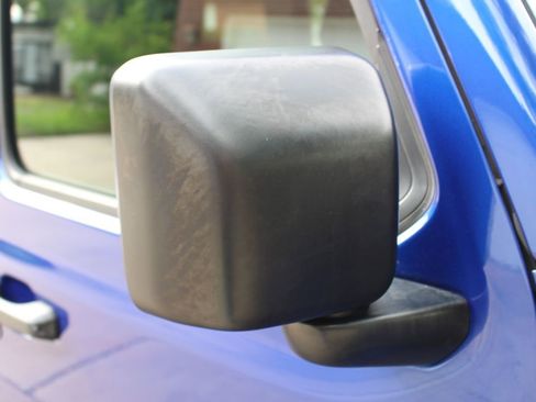 Used 2018 Jeep Wrangler Unlimited Sahara image 72