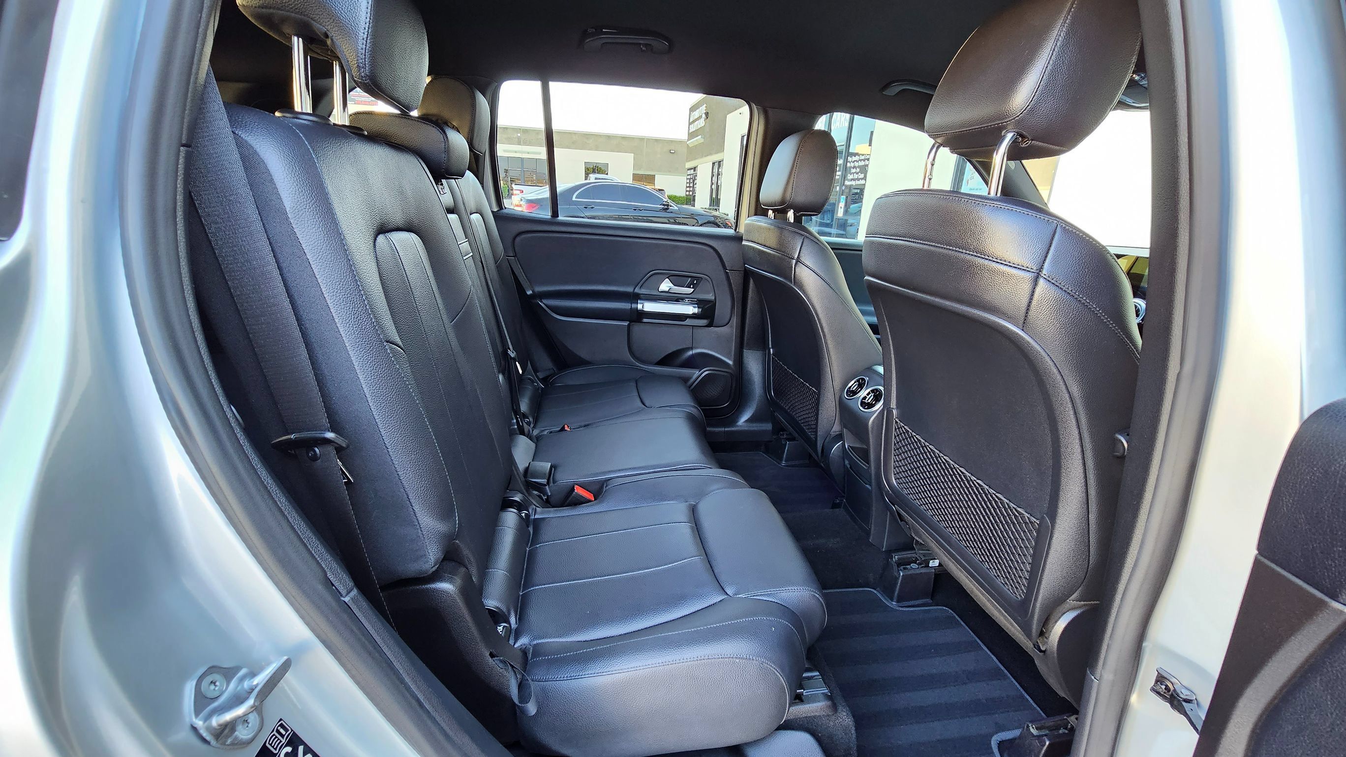 Used 2020 Mercedes-Benz GLB 250 image 31