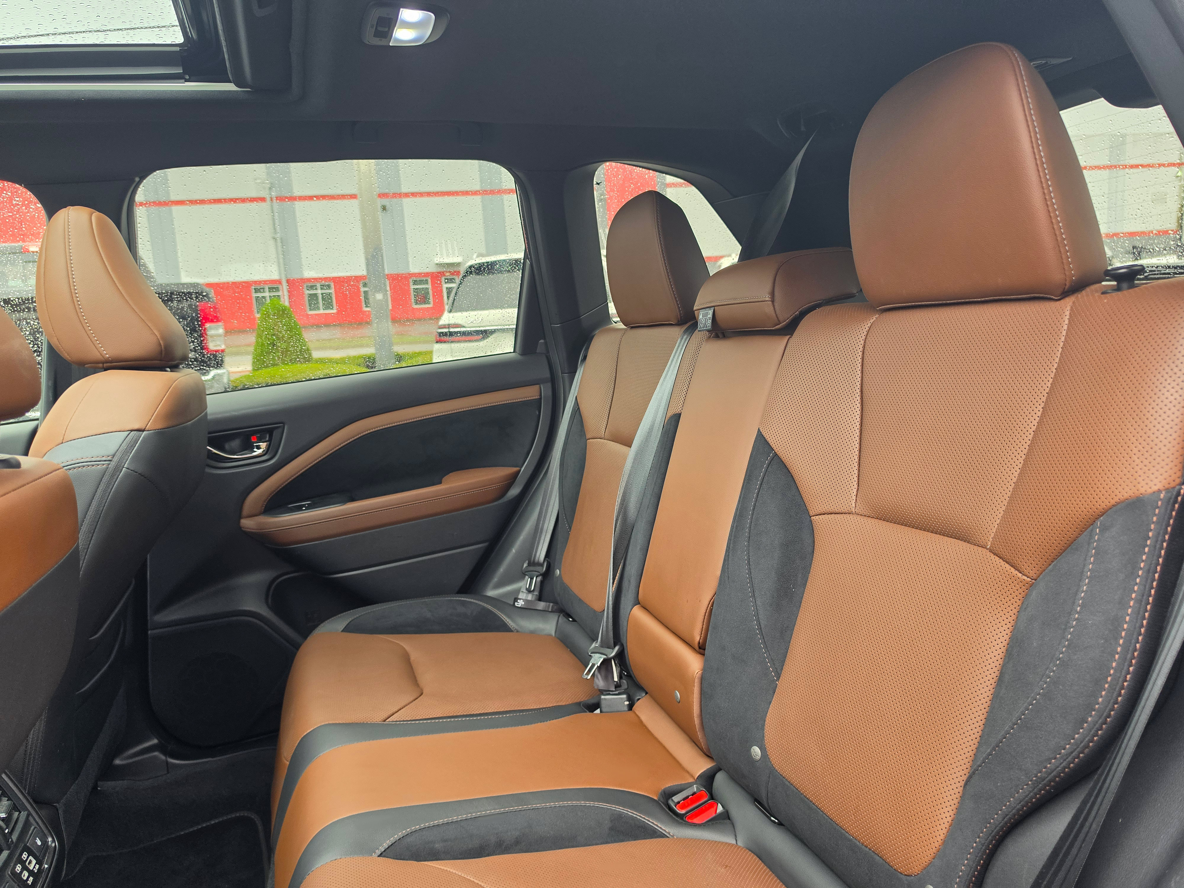 Used 2025 Subaru Forester Touring AWD/4WD image 14
