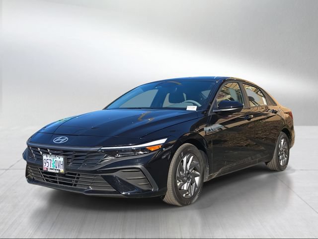 Certified 2025 Hyundai Elantra Hybrid FWD image 7