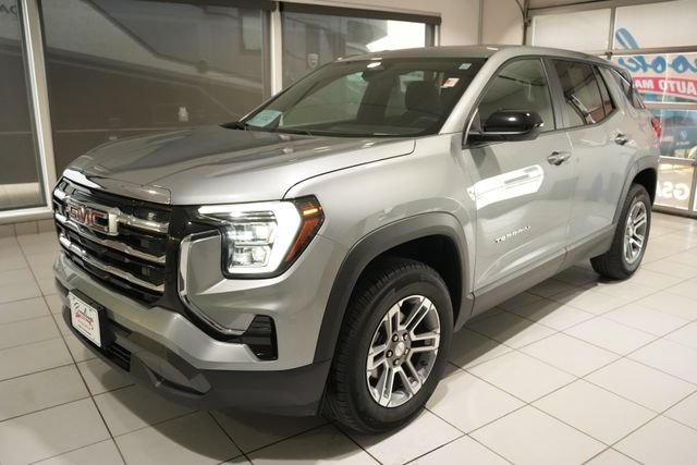 Used 2025 GMC Terrain Elevation AWD/4WD image 5