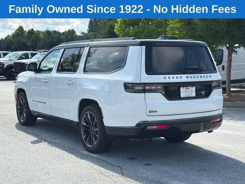 Used 2025 Jeep Grand Wagoneer L Series II Obsidian w/ Quick Order Packagew 28T AWD/4WD image 5