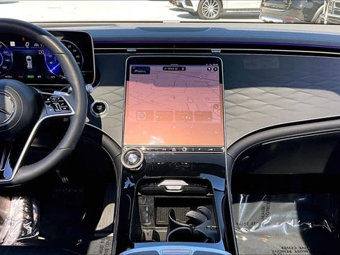 Used 2023 Mercedes-Benz EQS 450+ SUV image 6