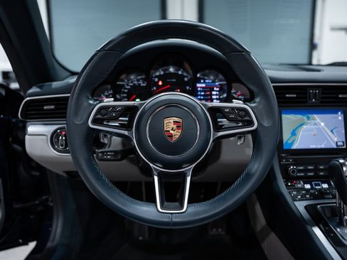 Used 2019 Porsche 911 Carrera RWD image 48