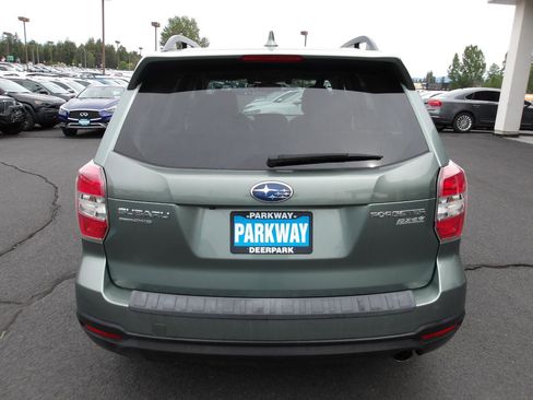 Used 2016 Subaru Forester 2.5i Touring w/ Eyesight & Navigation System AWD/4WD image 4