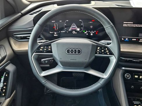 New 2025 Audi Q5 Premium Plus image 14