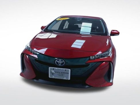 Used 2017 Toyota Prius Prime Plus image 18