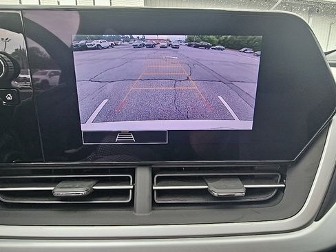 Used 2024 Chevrolet Trax LS image 15