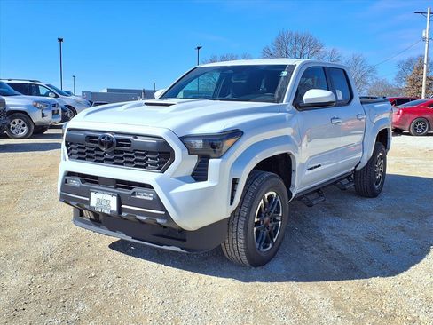 New 2026 Toyota Tacoma TRD Sport w/ TRD Sport Upgrade Package image 30