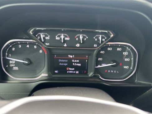 Used 2019 GMC Sierra 1500 SLT w/ SLT Premium Plus Package AWD/4WD image 14