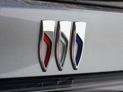 New 2026 Buick Enclave Avenir w/ Super Cruise Package AWD/4WD image 17