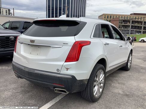 Used 2019 Cadillac XT5 Luxury FWD image 6