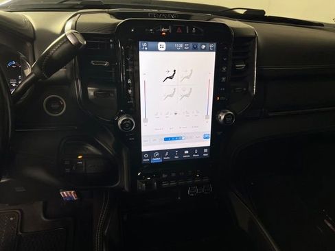 Used 2024 RAM 2500 Limited image 20