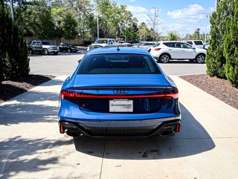 Used 2024 Audi RS 7 Performance AWD/4WD image 9