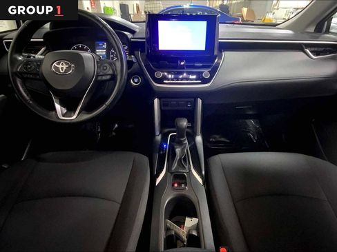 Used 2023 Toyota Corolla Cross LE image 16