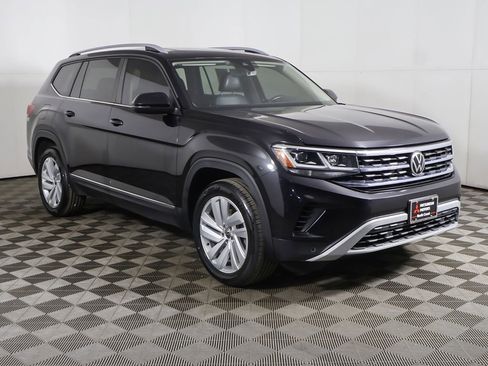 Used 2021 Volkswagen Atlas SEL image 2