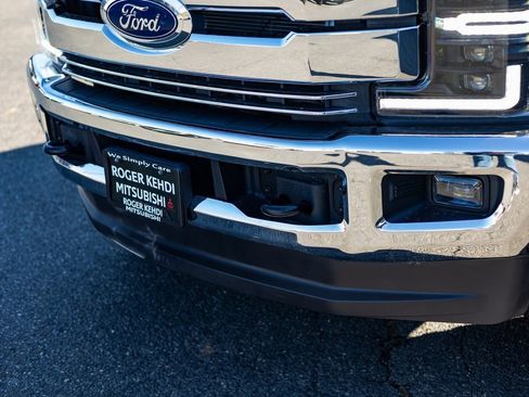 Used 2019 Ford F250 Lariat w/ Lariat Ultimate Package image 17