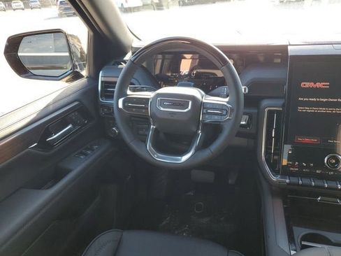 New 2026 GMC Yukon XL Denali w/ Denali Reserve Package image 13