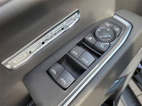 New 2026 GMC Sierra 1500 Denali w/ Technology Package image 18