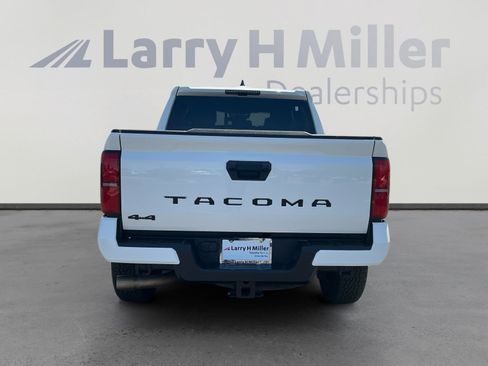 Certified 2024 Toyota Tacoma TRD Sport AWD/4WD image 4
