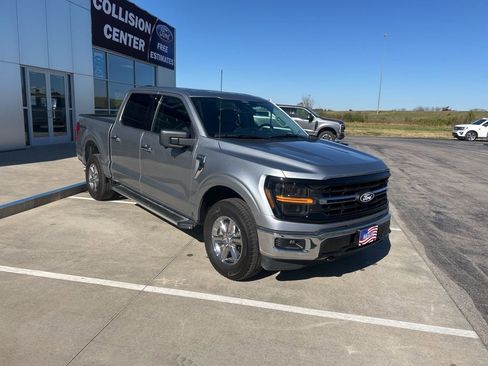 Used 2024 Ford F150 XLT w/ Tow/Haul Package image 8