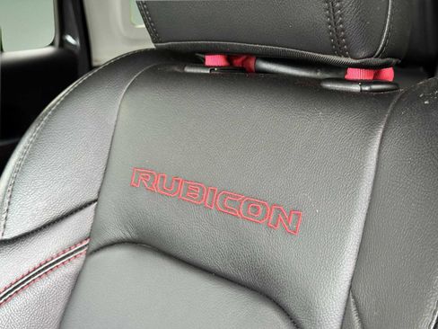 Used 2021 Jeep Wrangler Unlimited Rubicon AWD/4WD image 7