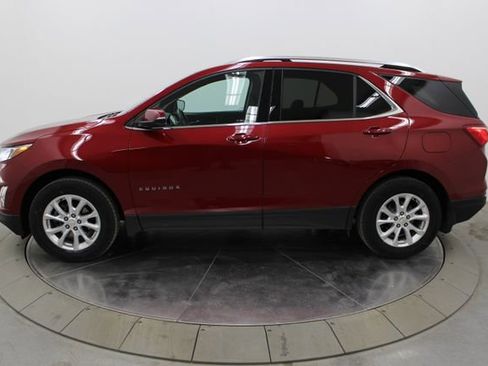 Used 2018 Chevrolet Equinox LT w/ Sun & Infotainment Package AWD/4WD image 4