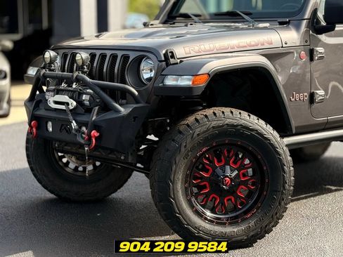Used 2020 Jeep Wrangler Unlimited Rubicon AWD/4WD image 2