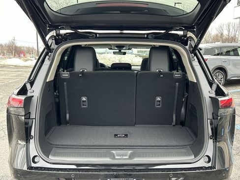 Used 2026 INFINITI QX60 Luxe w/ Cargo Package image 18