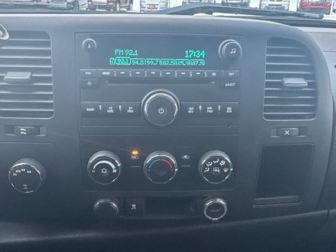 Used 2011 GMC Sierra 1500 SLE w/ SLE Preferred Package image 12