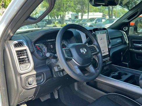 Used 2022 RAM 3500 Laramie AWD/4WD image 28