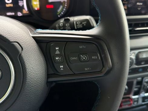 Used 2024 Jeep Wrangler Unlimited Rubicon 4xe AWD/4WD image 24