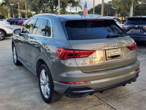 Used 2022 Audi Q3 2.0T Premium Plus w/ Premium Plus Package image 5