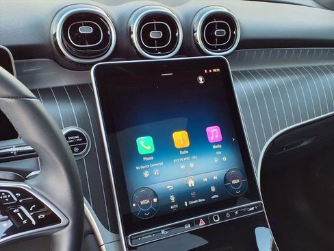 Used 2025 Mercedes-Benz GLC 300 GLC 300 image 5