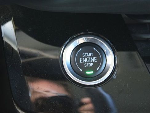 Used 2025 Buick Envision Sport Touring image 22