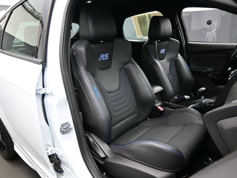 Used 2016 Ford Focus RS AWD/4WD image 15