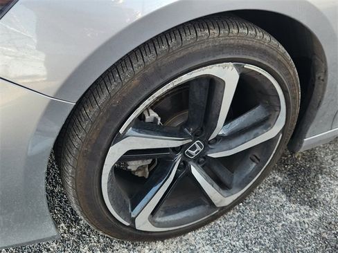 Used 2022 Honda Accord Sport image 10