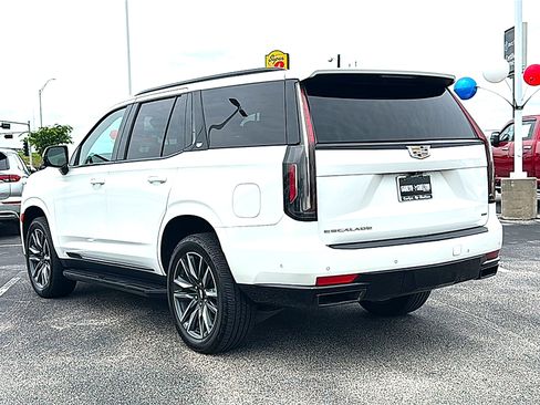 Used 2021 Cadillac Escalade Sport RWD image 6