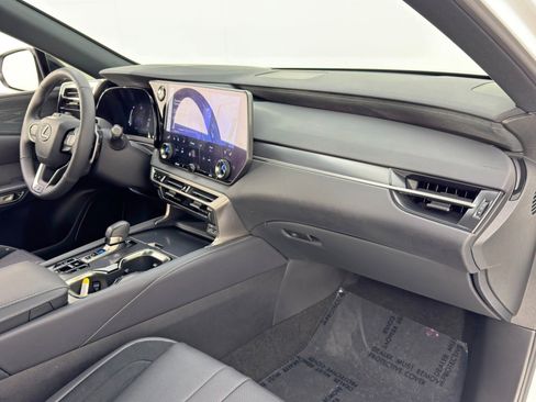Used 2023 Lexus RX 500h F Sport image 15