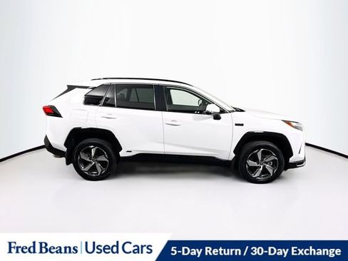 Used 2023 Toyota RAV4 SE w/ Weather & Moonroof Package image 9