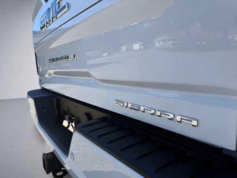New 2026 GMC Sierra 2500 Denali Ultimate AWD/4WD image 39