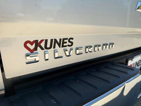 Used 2018 Chevrolet Silverado 1500 LT w/ All Star Edition AWD/4WD image 42