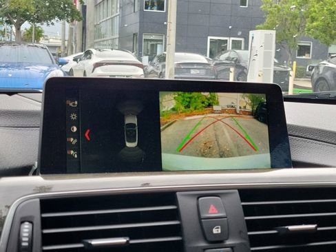 Used 2018 BMW 440i Convertible image 29