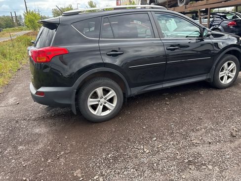 Used 2013 Toyota RAV4 XLE AWD/4WD image 11