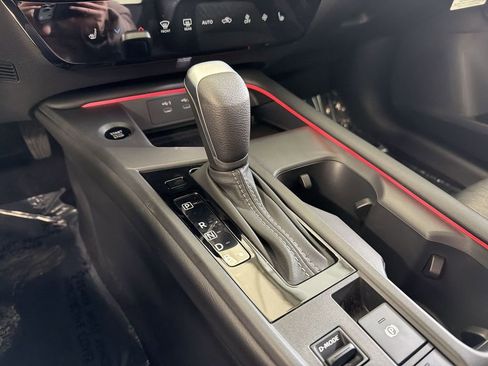New 2026 Nissan Sentra SV FWD image 25