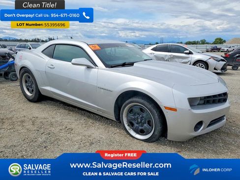 Used 2013 Chevrolet Camaro LS RWD image 5